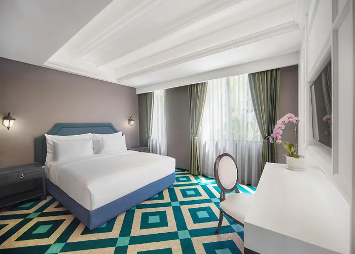 Hotel Des Indes, CHSE Certified